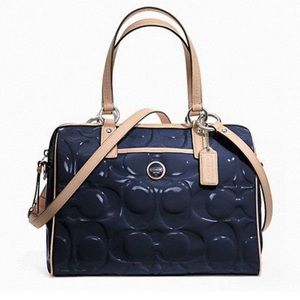 Coach Navy embossed leather bag !